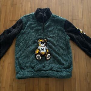 Very soft material unisex top